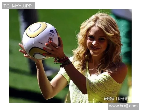 足球明星与美女的浪漫瞬间视频揭秘引发热议与关注 足球明星与美女的浪漫瞬间视频揭秘引发热议与关注