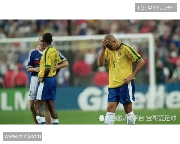 足球明星为何在赛场上缺少鞋子背后的深层原因解析 足球明星为何在赛场上缺少鞋子背后的深层原因解析