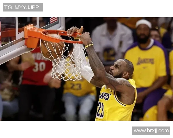 湖人队与热火队12月精彩对决回顾及赛季前景分析 湖人队与热火队12月精彩对决回顾及赛季前景分析